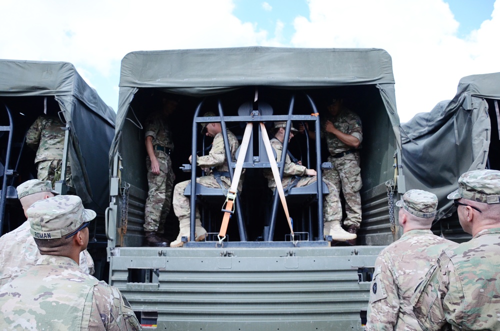 Soldiers arrive for Steppe Eagle 16 in U.K.