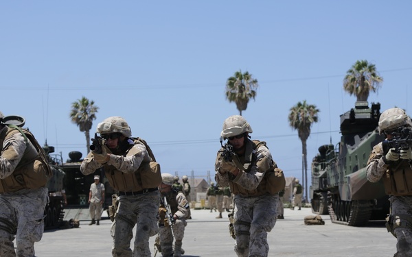 Amphibious Assault Vehicles Familiarization