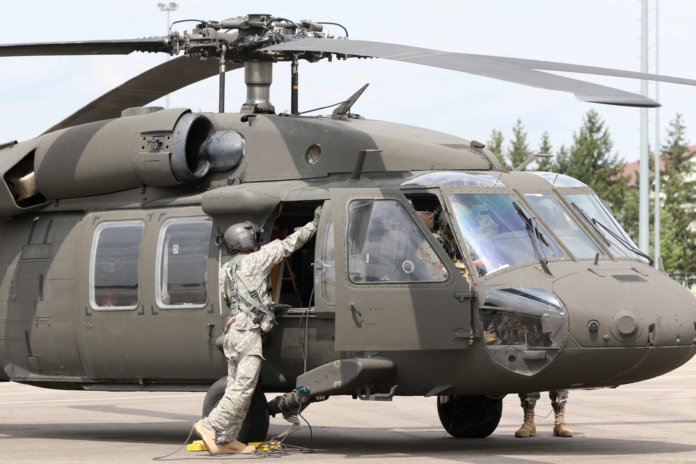 Multi-State ARNG Helicopters enable SOF in Europe