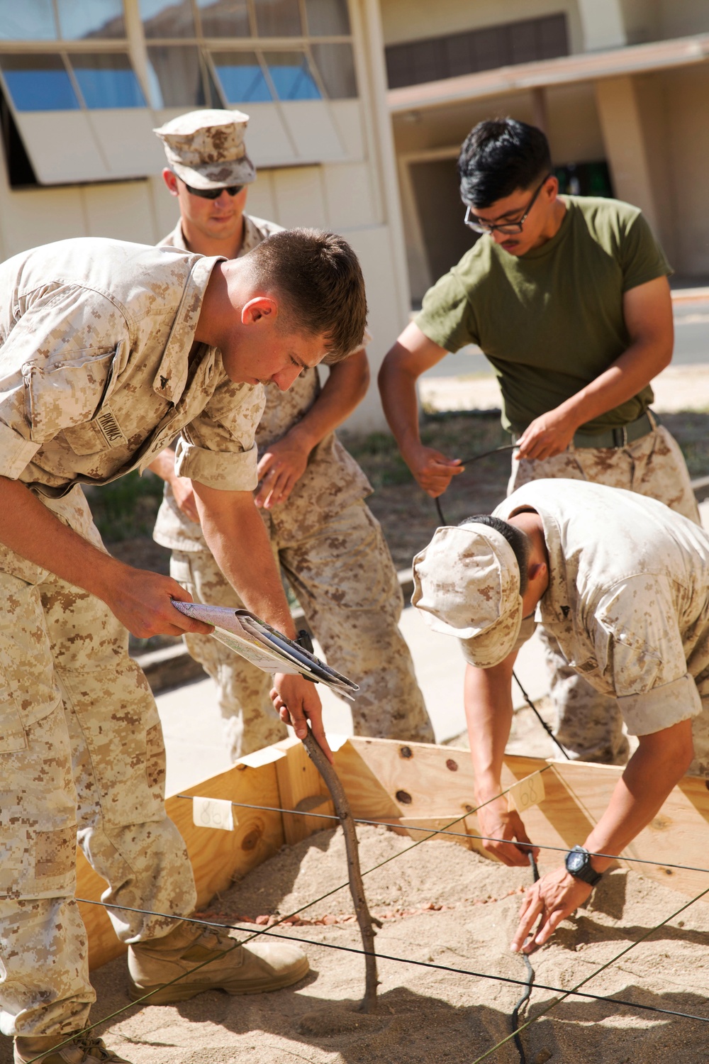 5th Marine Regiment competes in 1st Marine Division Infantry Competition &quot;Super Squad&quot;