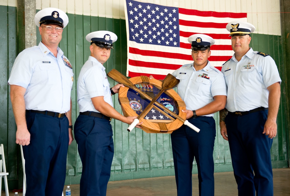 Commander of Coast Guard Station Freeport retires