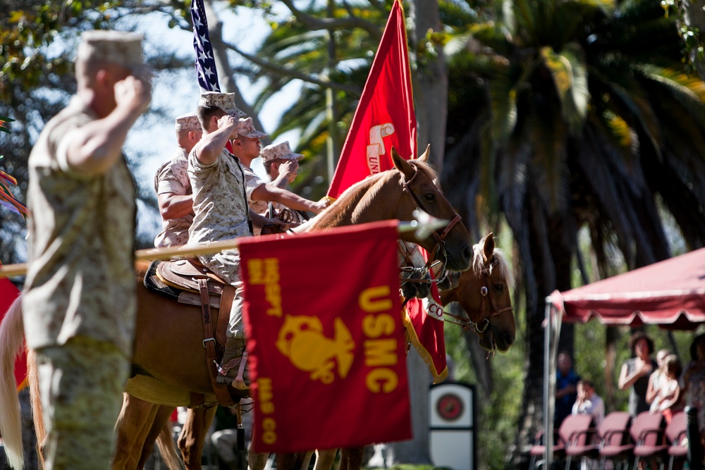 MCIWEST-MCB CG Change of Command