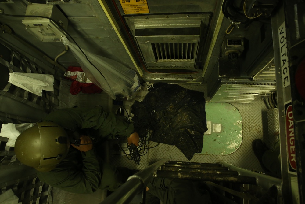 RIMPAC 16: USS San Diego offload