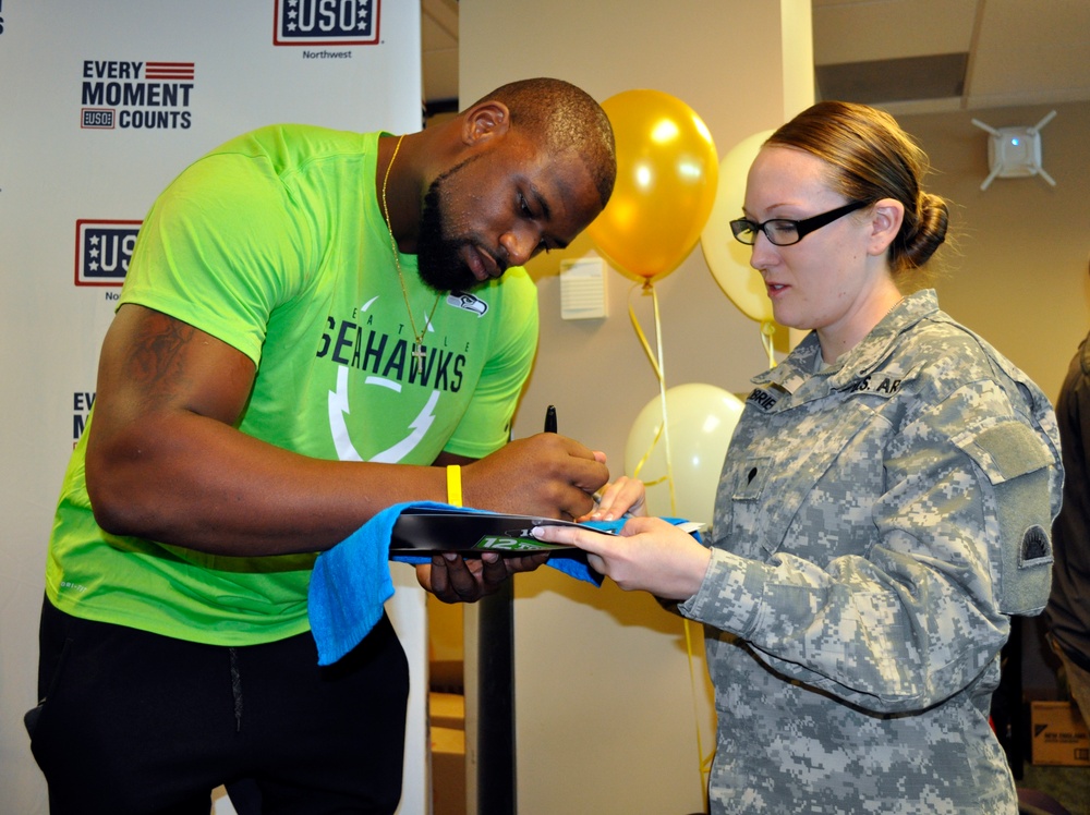 Oregon National Guard service members meet Seattle Seahawks
