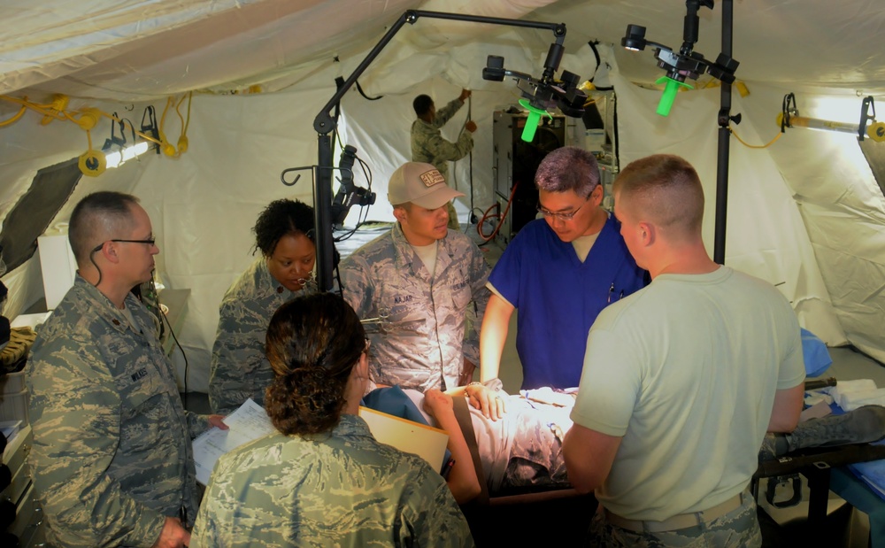 Cadre coaches military medical for PATRIOT North 2016
