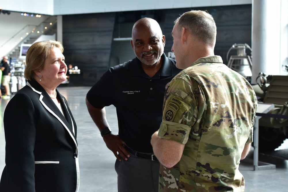 3BCT Commander Meets with New Orleans Councilmembers