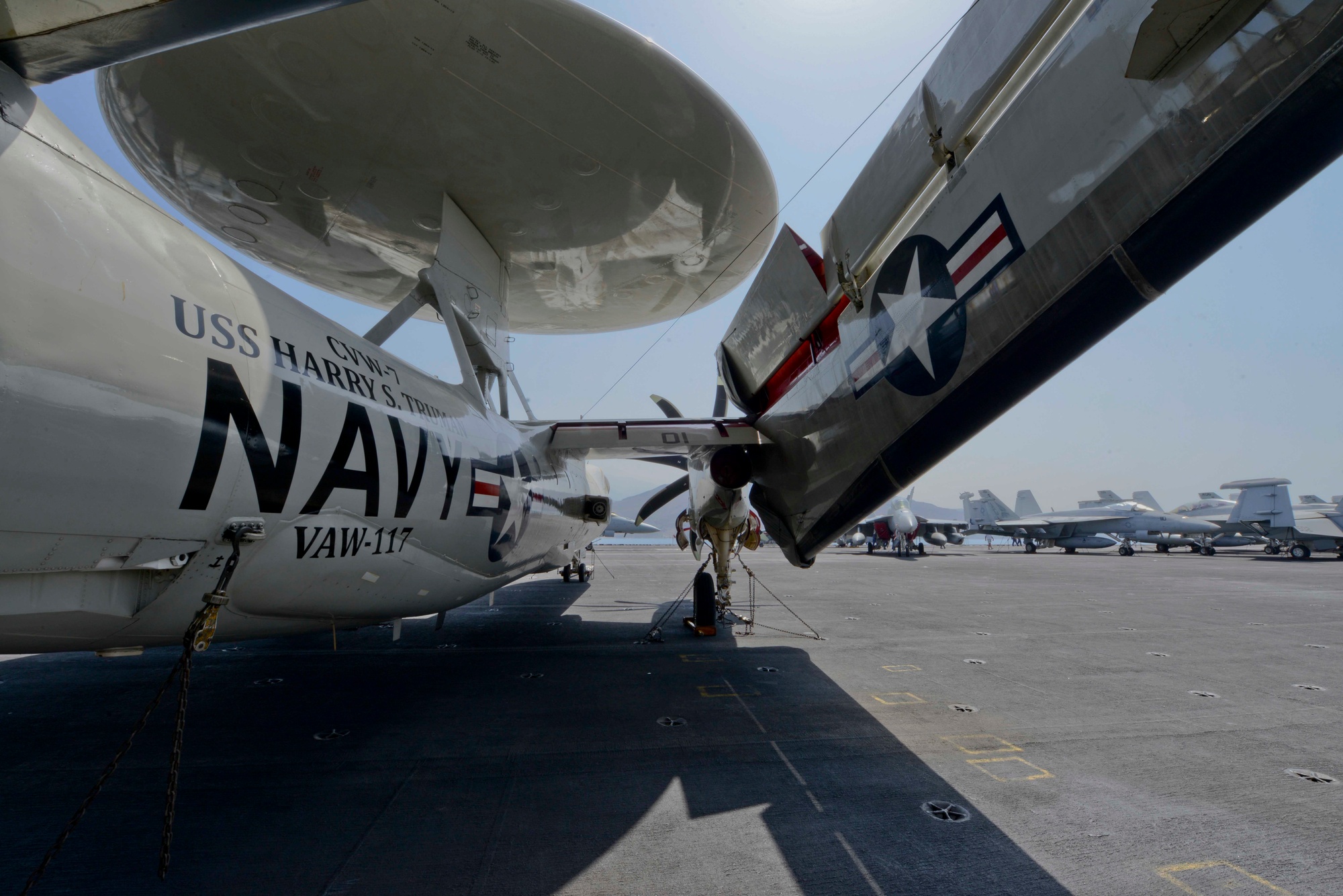 1/144 新品未使用 E-2C VAW-117 「Wallbangers」 for S14 E-2C Hawkeye2000 VAW-117 Wallbangers CVW-11 USS