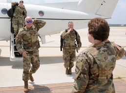 Army Reserve commanding general shares vision with senior leaders