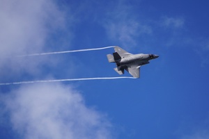 160715-RMC-Farnborough International Airshow Radio