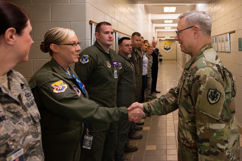 NGB Chief visits Missouri Airmen