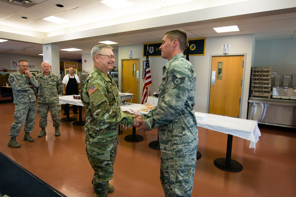 NGB Chief visits Missouri Airmen