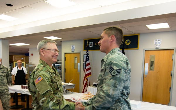 NGB Chief visits Missouri Airmen