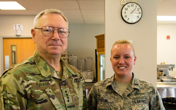 NGB Chief visits Missouri Airmen