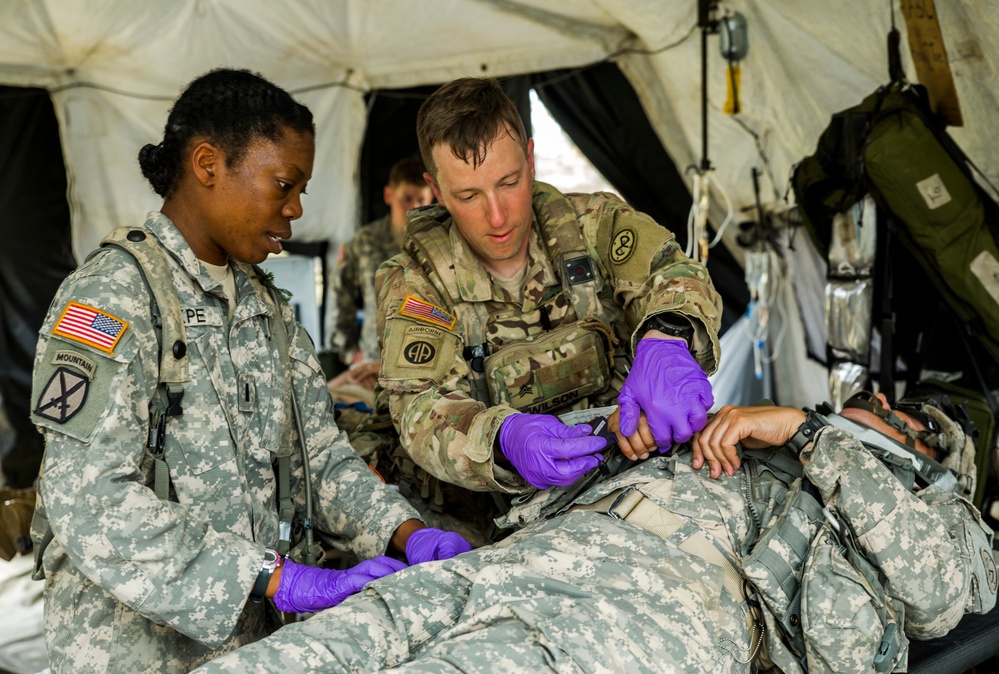 NY's 69th Inf. Medics take care of Soldiers at JRTC