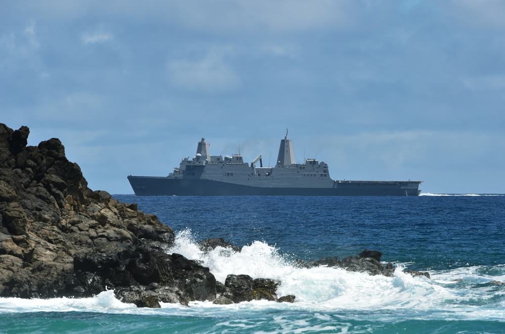 Amphibious demonstration during RIMPAC 2016