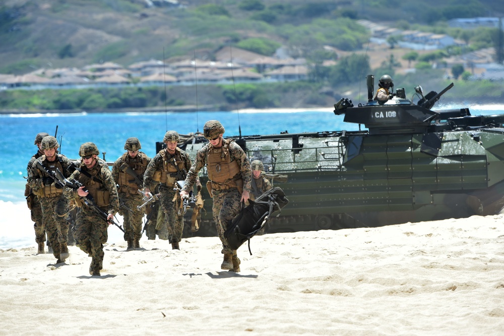 Amphibious demonstration during RIMPAC 2016