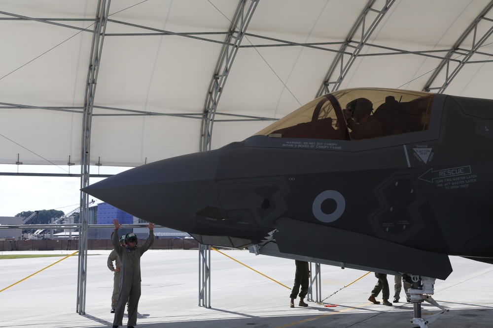 British Armed Forces attached to Marine Fighter Attack Training Squadron 501 recieve a new F-35B Lightning II