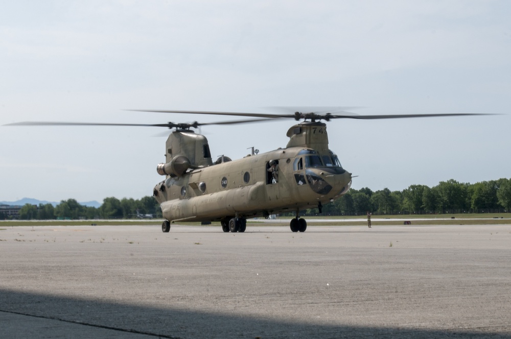 CH-47 Chinook Land