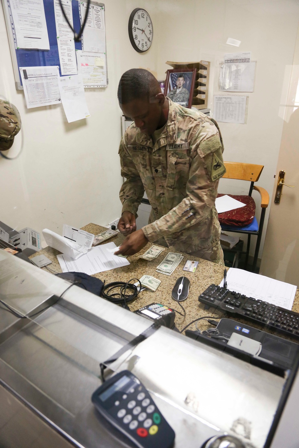 Finance Soldier counts funds