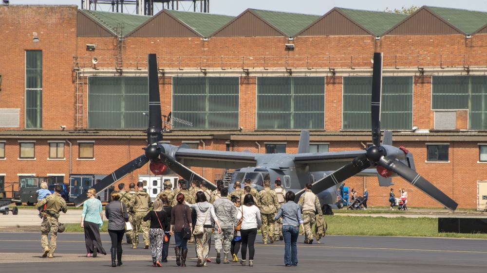 352 SOW Air Commandos Parachute over RAF Mildenhall