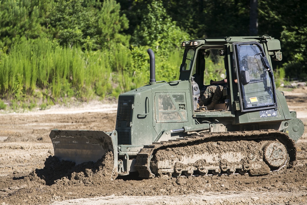 Marines dig new ground: MWSS 471 work ground with new equipment