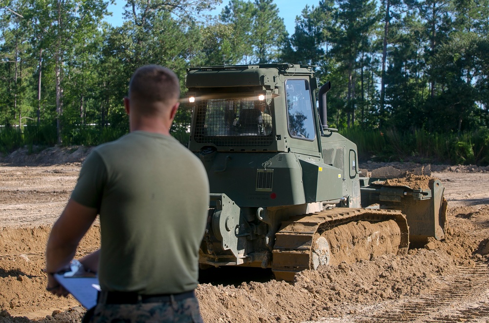 Marines dig new ground: MWSS 471 work ground with new equipment