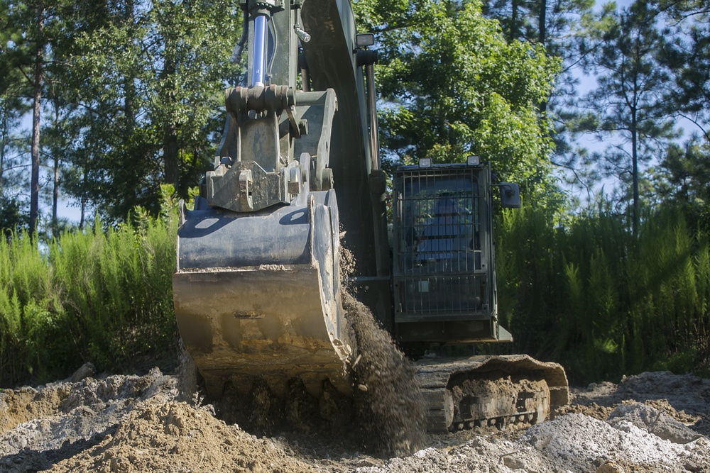 Marines dig new ground: MWSS 471 work ground with new equipment