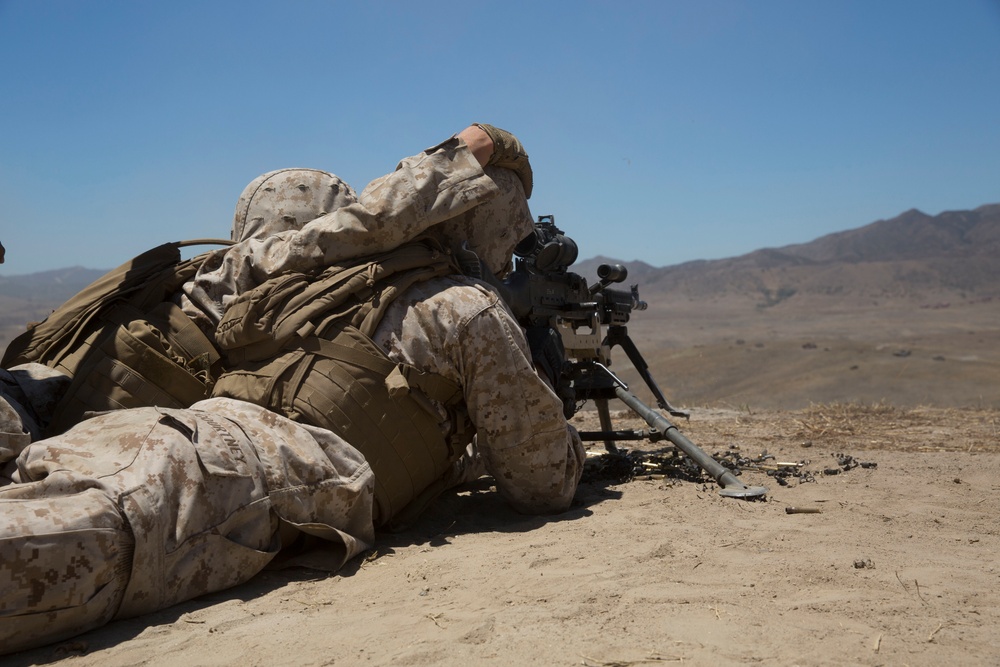 Artillery Training Rattles Camp Pendleton