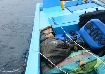 Cutter Alert record drug seizure of 3.3 tons of cocaine ISO of Operation Martillo