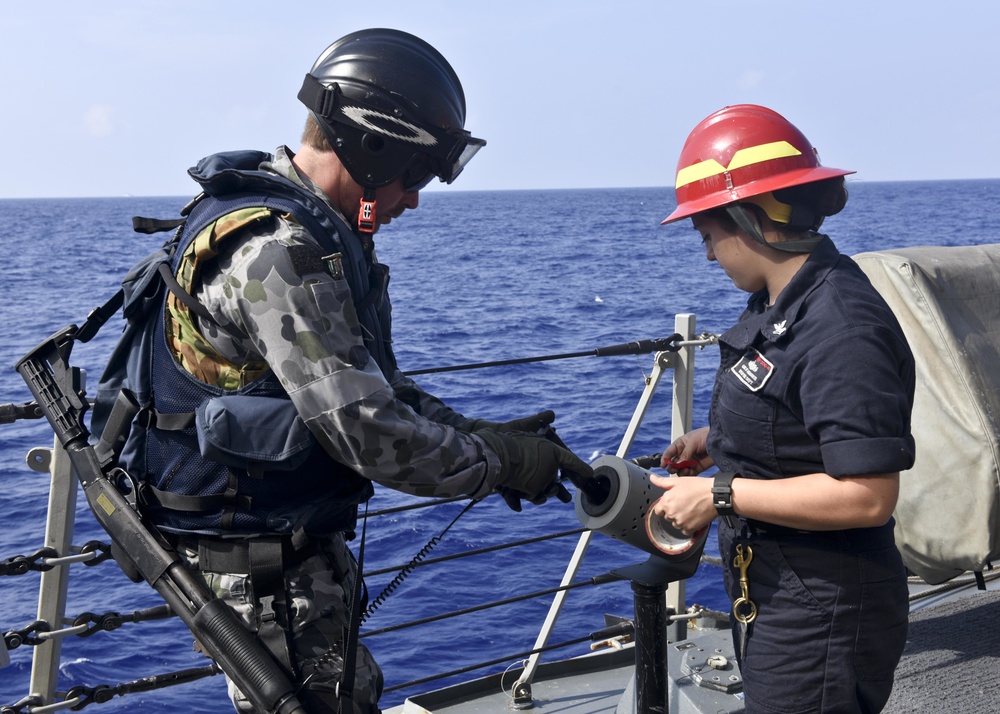 US, Australian Navies conduct VBSS exercise during RIMPAC