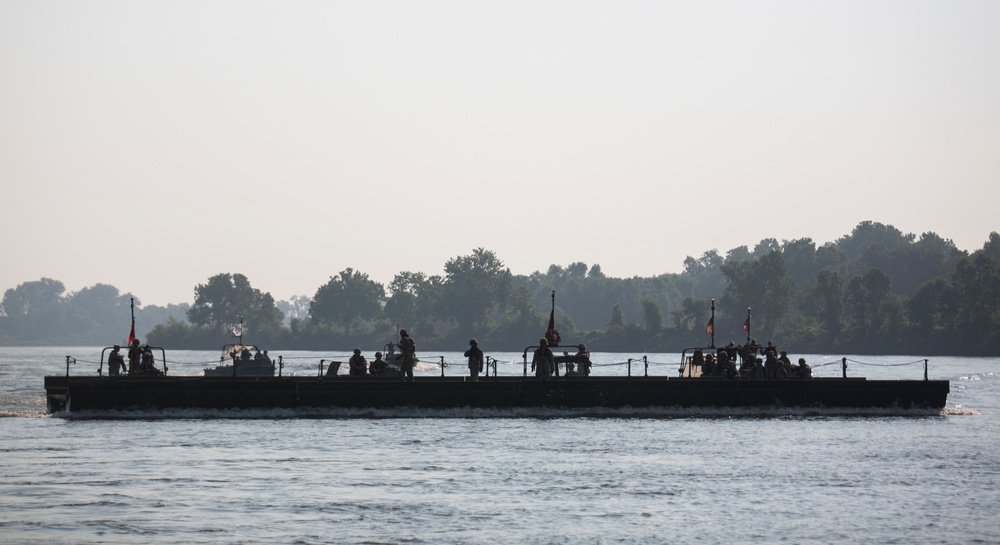 River Assault: Marines conduct joint engineer training