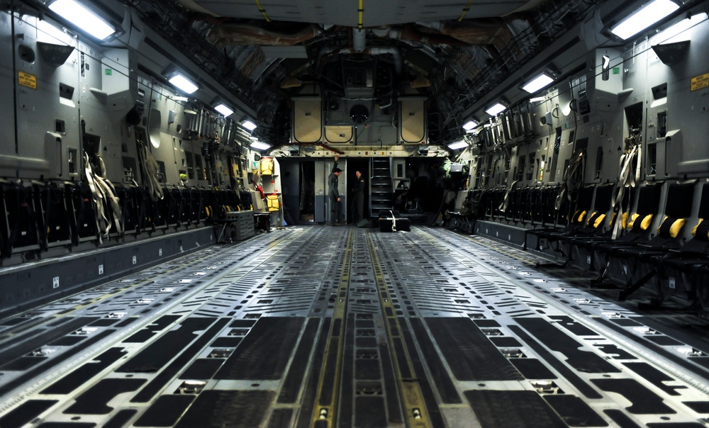 C-17 gains valuable training through integration at Red Flag 16-3
