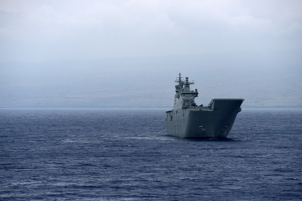 HMAS Canberra at RIMPAC 2016