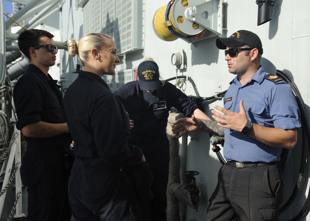 USS Howard Sailors Visit HMCS Vancouver During RIMPAC