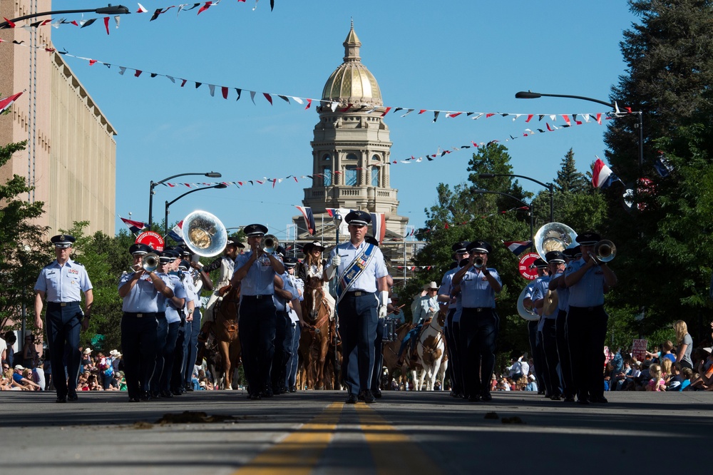 Airmen make a grand entrance in CFD Grand Parade