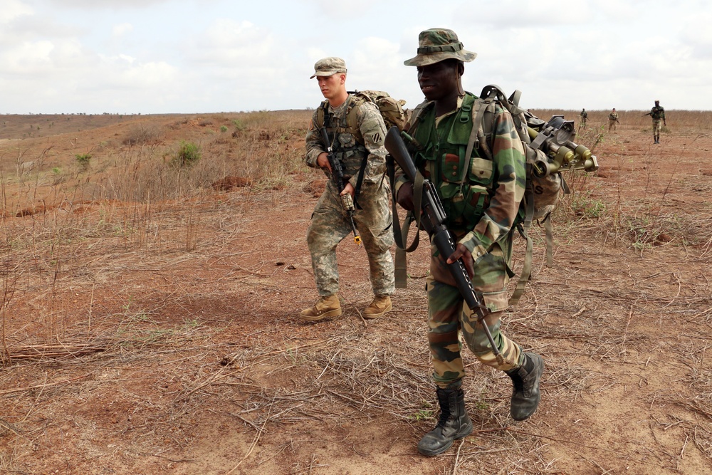 Senegalese, US Mortar Platoon of Africa Readiness Training 16