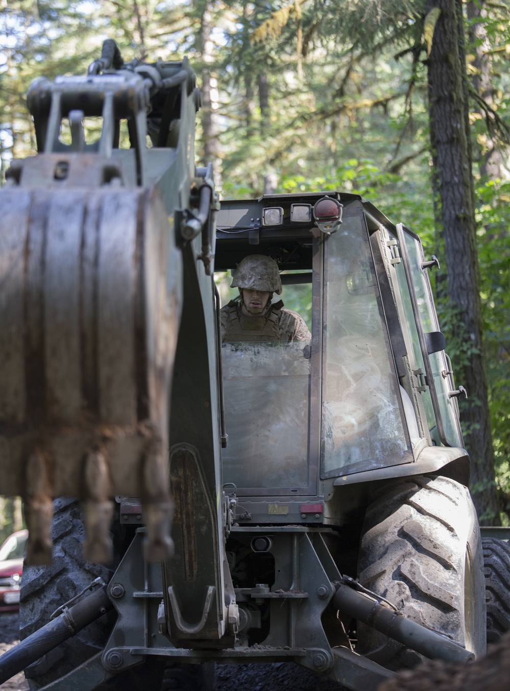 Exercise Forest Rattler: Reserve Marines hone skills, give back to the community