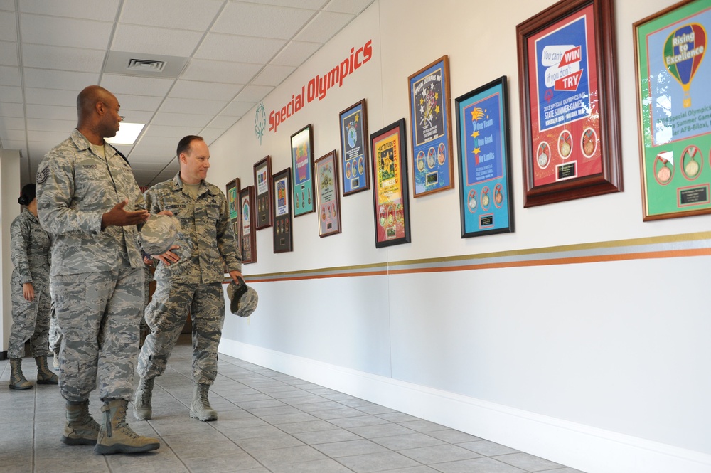 2nd AF vice commander visits 81st TRW Airmen