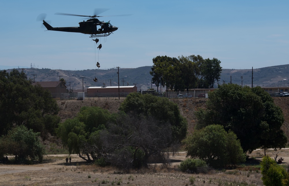 Chile, Canada conduct training at Camp Pendleton during RIMPAC 16