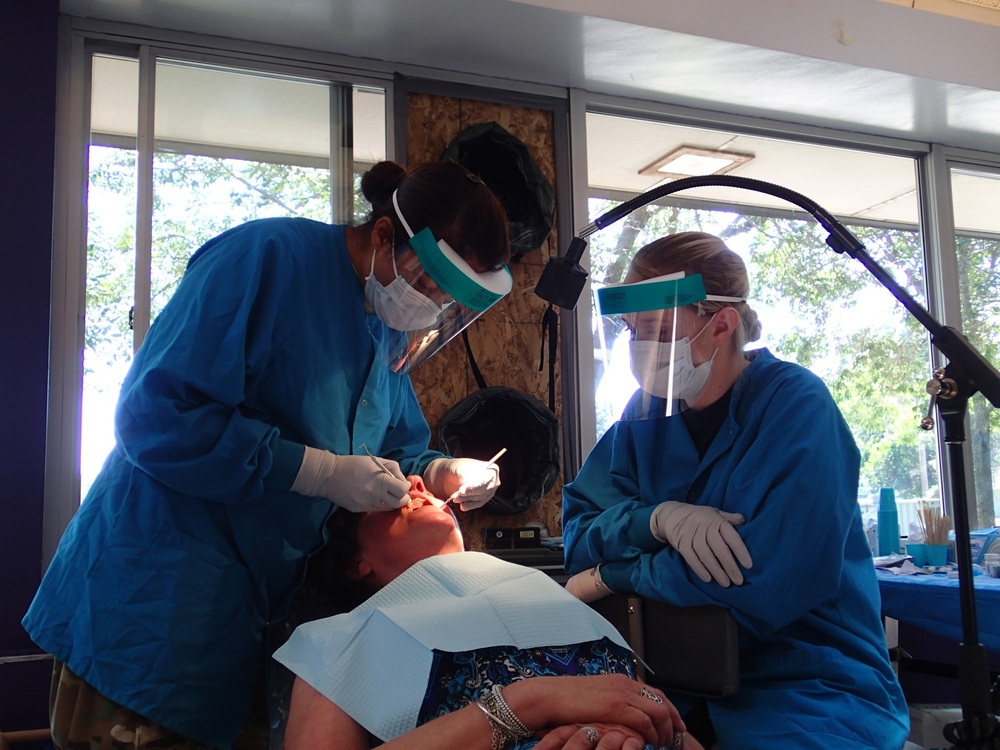 Service members provide world-class dental care during IRT event in Norwich, N.Y.