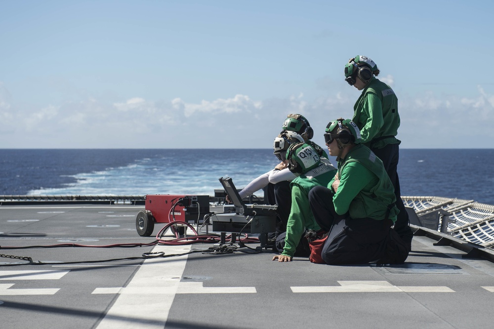 USS Coronado (LCS 4) conducts operations with MQ-8 Fire Scout during RIMPAC