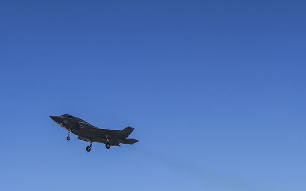VMFA-121 brings F-35B to Red Flag 16-3 for first time