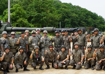 U.S. Soldiers train ‘jump’ crews, share lessons with ROK Artillery