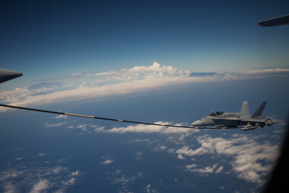 Air to Air Refueling