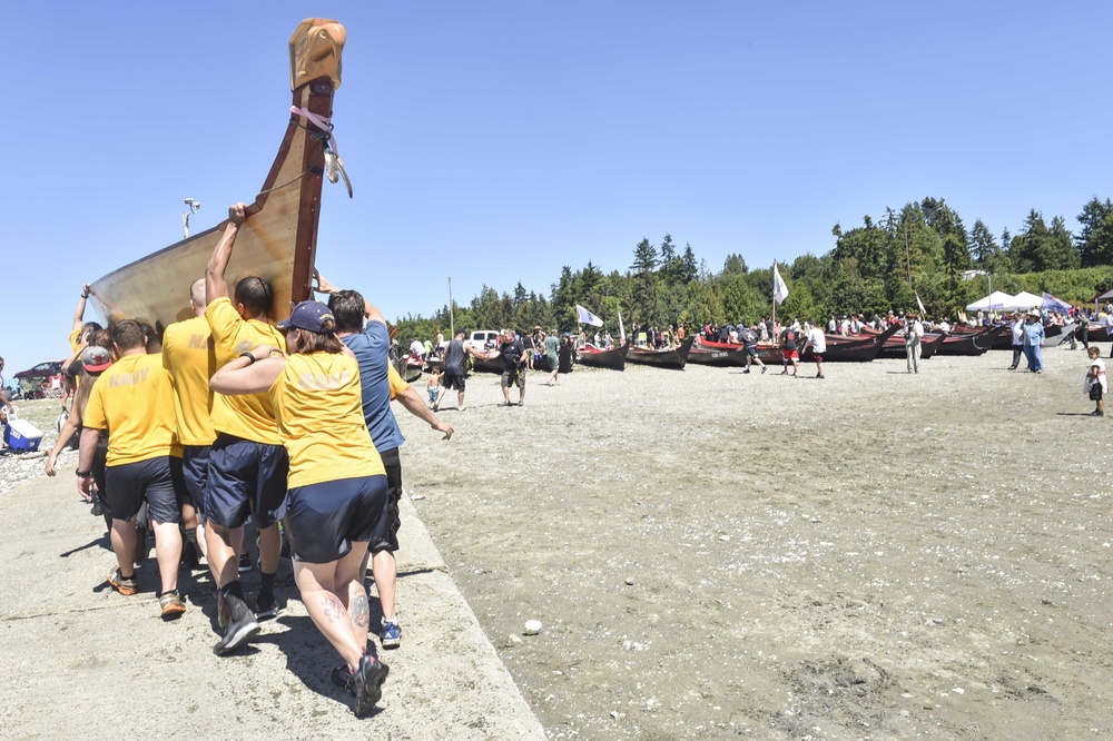 NBK Sailors assist Port Gamble-S'Klallam Tribe with canoe landing