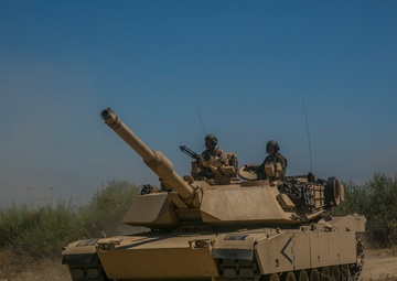 4th Tanks send rounds down range on Camp Pendleton