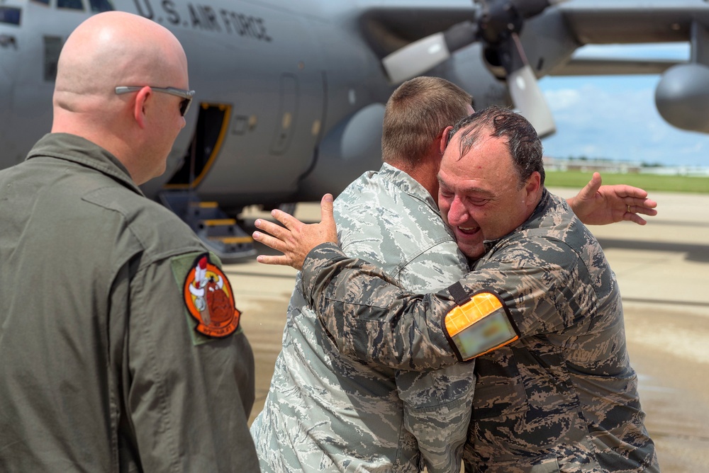 MXG commander honored with final flight