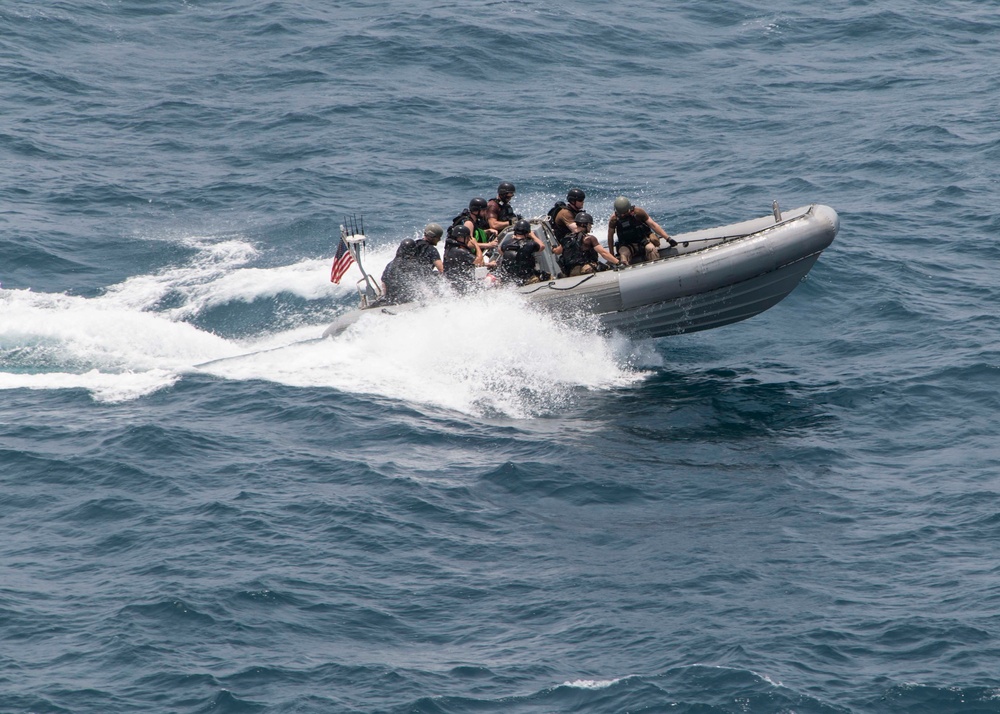 USS STOUT (DDG 55) VISIT, BOARD, SEARCH AND SEIZURE OPERATIONS