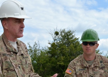 Romanian Land Forces Commander Works with Alabama, Tennesse Army National Guard in Romania