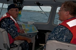 Background Work: NY National Guard Civil Support Team Floats Detection Skills in Maritime Homeland Security Exercise